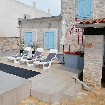 Holiday Home Peruški 외부 사진