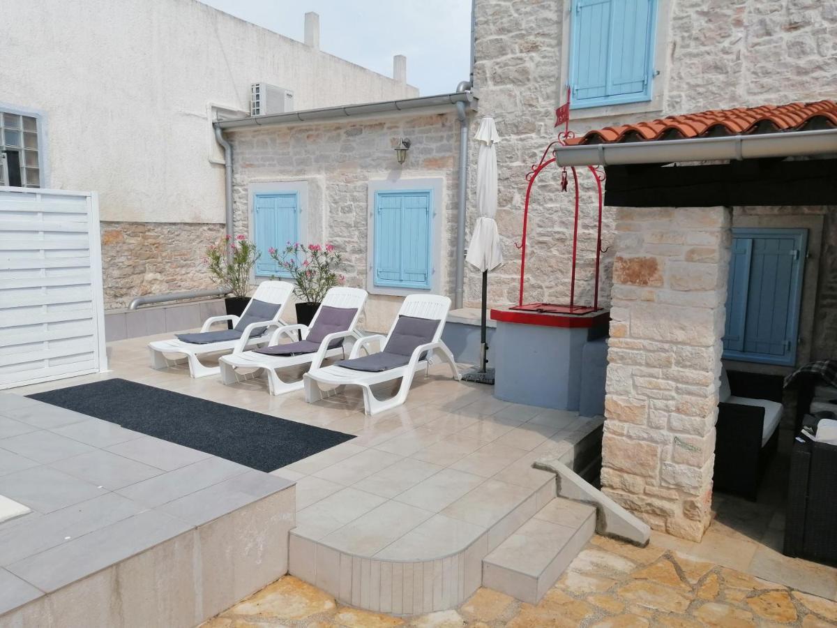 Holiday Home Peruški 외부 사진