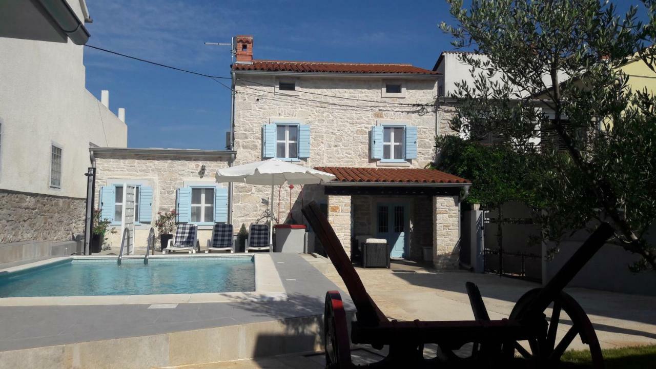 Holiday Home Peruški 외부 사진